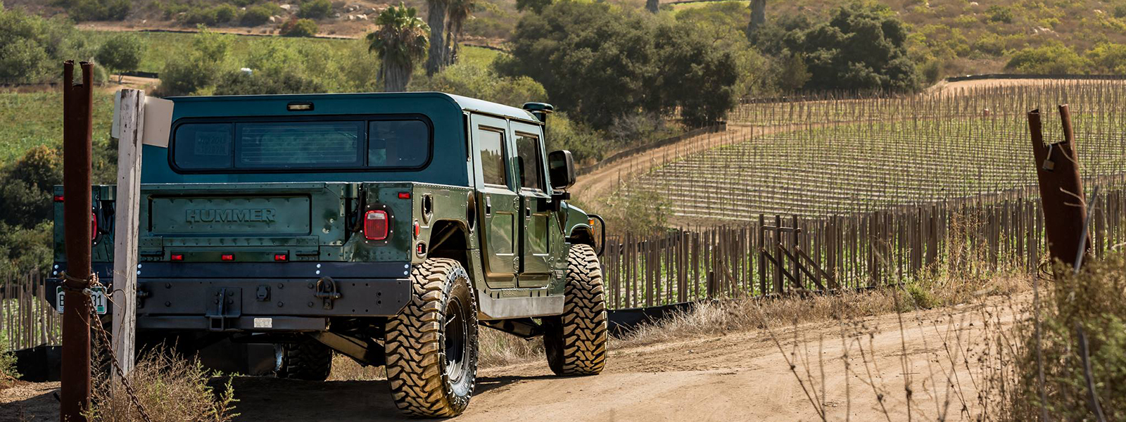 Hummer ハマー 専門店 中古車の販売 買取 修理 メンテンス